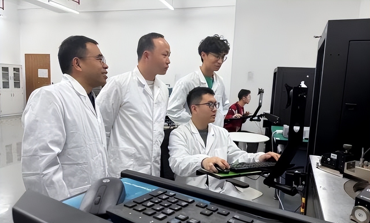 Công nghệ Trung Quốc gây chấn động toàn cầu, truyền thông quốc tế phải thừa nhận sự thật