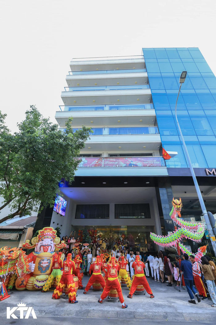 1 sao nữ Vbiz chi 2 tỷ thưởng Tết, mỗi nhân viên nhận bao nhiêu?- Ảnh 8.