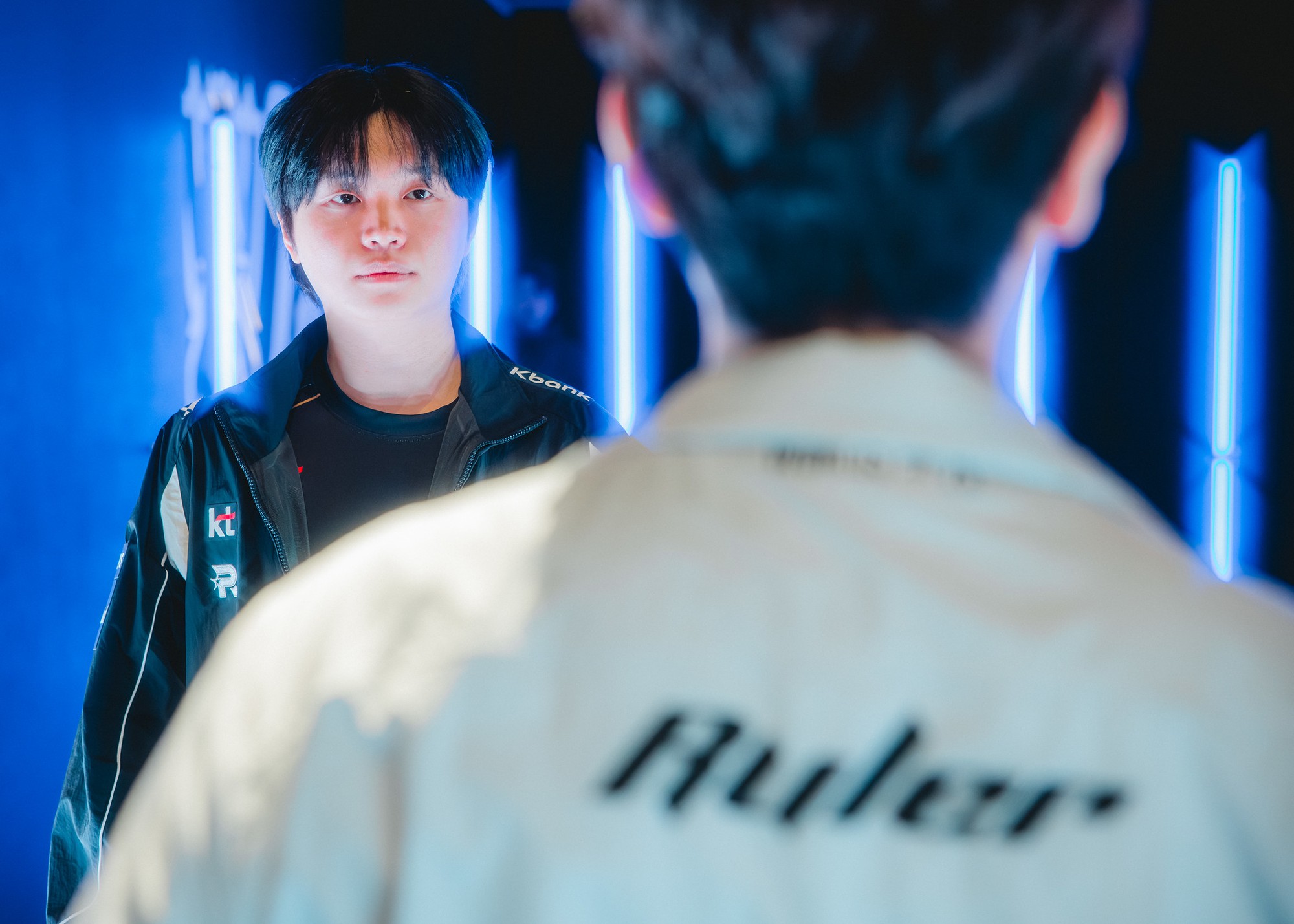 Á quân CKTG hé lộ một nỗi