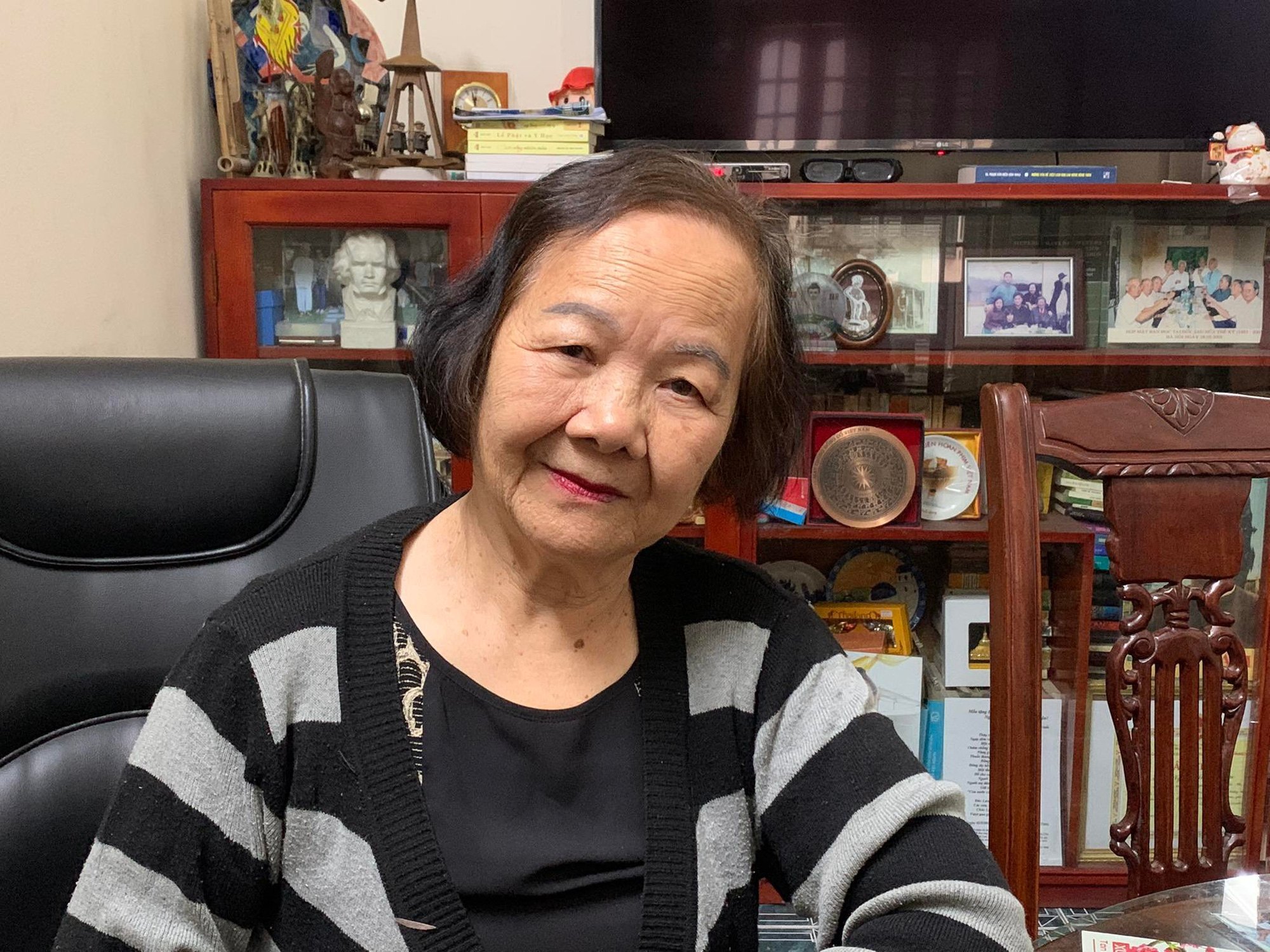 NSƯT duy nhất đổi đời nhờ bị cả nước chê xấu, nhan sắc ngoài đời ăn đứt trên phim- Ảnh 5.