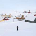 Vì sao Greenland có tên như vậy nhưng không hề "xanh"? a4738316757244bba4ec31b659258276 62151 1768799726210271623073 1768807637120 1768807637338275190813 0 67 675 1147 crop 17688076506401409652552png