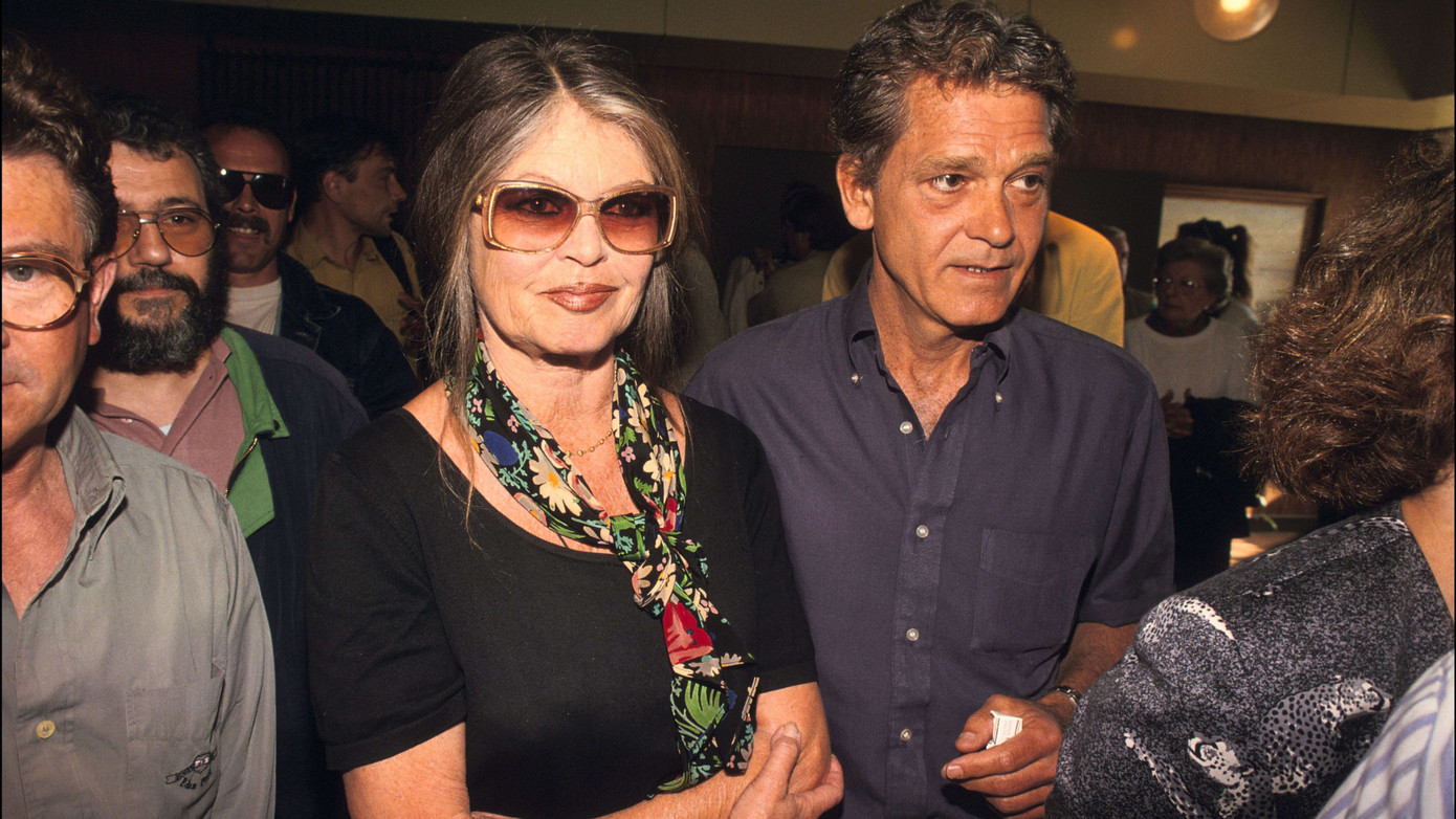 Cuộc đời rực rỡ và nổi loạn của biểu tượng gợi cảm- Ảnh 8.