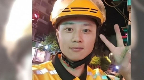 Thành triệu phú sau 5 năm làm shipper adt1765422985 untitled 1 3 2 7344 1765 9799 5024 7 anh cat 3 2 auto cropjpg