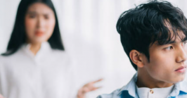 Nhà vợ giàu kếch xù nhưng tỉnh bơ nhìn tôi phá sản adt1766478328 nha vo giau kech xu nhung tinh bo du anh cat 3 2 auto croppng 1