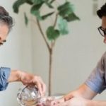 Tuổi già không giao hết tài sản: Một câu nói của con trai khiến tôi lặng người adt1767014852 tuoi gia 7672 0 0 400 640 crop 4717 anh cat 3 2 auto cropjpg