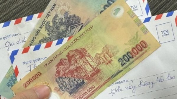 Gia đình trí thức gửi 2 phong bì phúng điếu, cả nhà thông gia nghèo xôn xao adt1767167952 gia dinh tri thuc gui 2 phong bi phu anh cat 3 2 auto cropjpg