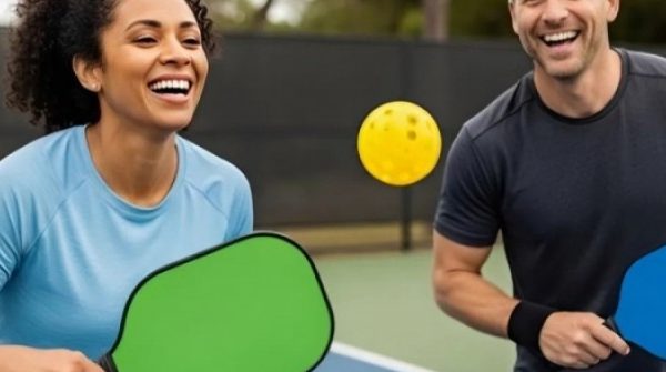 Chơi thể thao có thể là xu hướng hẹn hò 'hot' nhất năm 2026 adt1767314748 pic3t 7353 8664 7278 anh cat 3 2 auto cropjpg