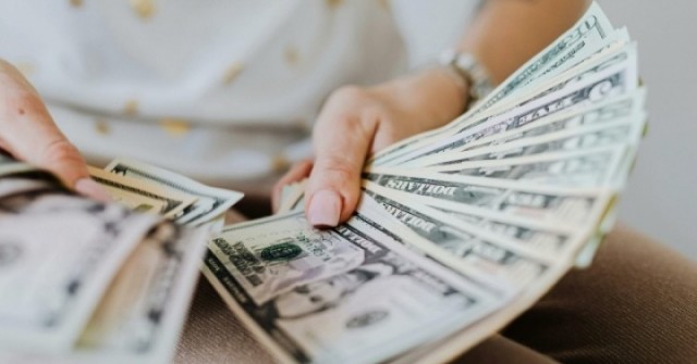 Cách tiết kiệm từ 10.000 đồng mỗi tuần để có 14 triệu cuối năm adt1767314924 pexelsphoto8 2457 4824 5741 3096 anh cat 3 2 auto cropjpg 1