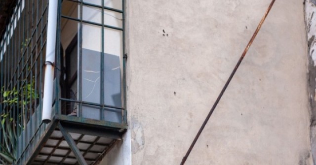 Tiếng cầu cứu lúc 23h khiến khu tập thể có đêm giao thừa khó quên adt1767349434 tieng cau cuu luc 23h khien khu tap anh cat 3 2 auto cropjpg 1