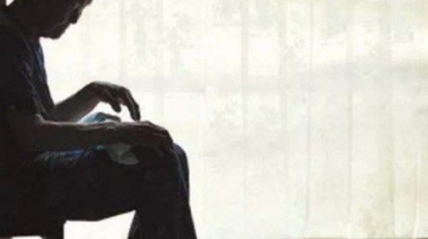 Mẹ già ngoài 90 vẫn hầu hạ con gái U60: Bi kịch của việc thương con mù quáng adt1767349471 thuong con 3 53904 16 0 382 586 crop anh cat 3 2 auto cropjpg