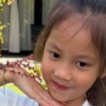 Ảnh sao 9/1: Lisa nhà Hồ Ngọc Hà làm điệu trước ống kính của mẹ adt1767928183 728 1607 599 9416 5171 5114 anh cat 3 2 auto cropjpg