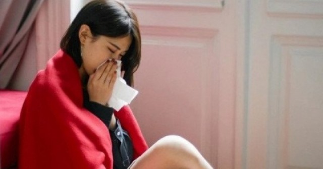 Hôn nhân bên bờ vực thẳm khi vợ xem clip họp lớp của chồng adt1768182587 hon nhan ben bo vuc tham khi vo xem anh cat 3 2 auto cropjpg 1