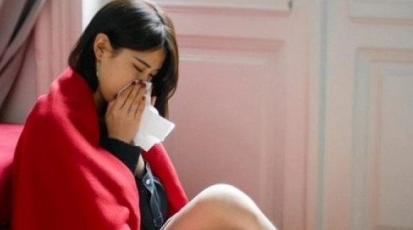 Hôn nhân bên bờ vực thẳm khi vợ xem clip họp lớp của chồng adt1768182587 hon nhan ben bo vuc tham khi vo xem anh cat 3 2 auto cropjpg