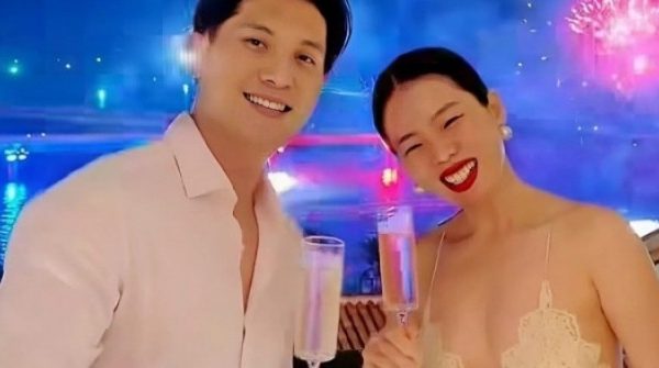 Lệ Quyên đi biển nghỉ dưỡng với Lâm Bảo Châu adt1768526470 le quyen jpeg 1700 17684 2970 9725 1 anh cat 3 2 auto cropjpg