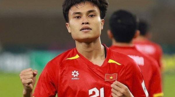 Phạm Minh Phúc - người hùng U23 Việt Nam 'phá dớp' số áo 21 adt1768623844 1 9698 9718 1876 8660 9858 anh cat 3 2 auto cropjpg