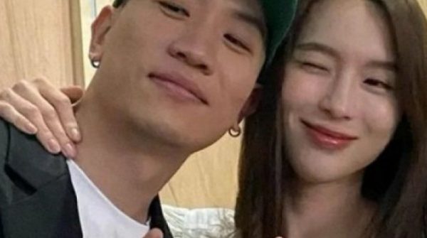 Nam ca sĩ và nữ đại gia bất ngờ đường ai nấy đi adt1768697143 7052 gaekowife collage 5014 0 0 584 anh cat 3 2 auto cropjpg