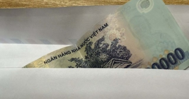 3 chị gái mỉa mai phong bì của thông gia giàu rồi lặng thinh khi biết sự thật adt1768805692 3 chi gai mia mai phong bi cua thong anh cat 3 2 auto cropjpeg 1