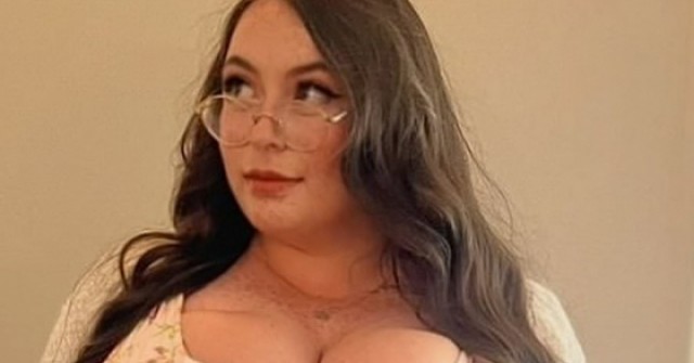 Cô gái khổ sở vì bộ ngực nặng 25 kg adt1768806646 nguc khung 5132 51 7311 5735 5209 anh cat 3 2 auto cropjpg 1