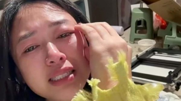 Chồng đập phá nhà cửa chỉ vì vợ mua máy rửa bát 5,6 triệu đồng không xin phép adt1768881235 e25ac533 5651 45bc 8558 843b792e6e93 anh cat 3 2 auto cropjpeg