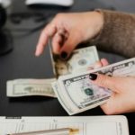 5 bước quản lý tiền Tết để không 'vỡ trận' sau kỳ nghỉ adt1769050230 pexelskarolag5 998 3562 3235 0048 anh cat 3 2 auto cropjpg