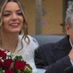 Cô gái 23 tuổi kết hôn với thầy giáo cũ 63 tuổi, bất chấp bị chỉ trích adt1769476515 co gai 23 tuoi ket hon voi thay giao anh cat 3 2 auto cropjpg