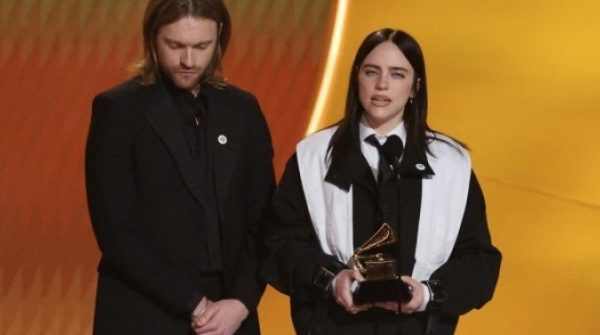 Giọng ca 25 tuổi giành giải, K-Pop lập kỳ tích tại lễ trao giải Grammy 2026 adt1770016544 screen shot 2026 02 02 at am 99 anh cat 3 2 auto cropjpg