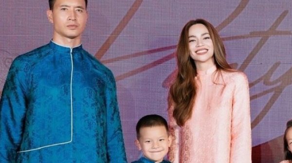 Ảnh sao 4/2: Gia đình Hồ Ngọc Hà diện áo dài đi sự kiện adt1770167261 lam thanh kim a 4212 177 2668 1771 1 anh cat 3 2 auto cropjpg