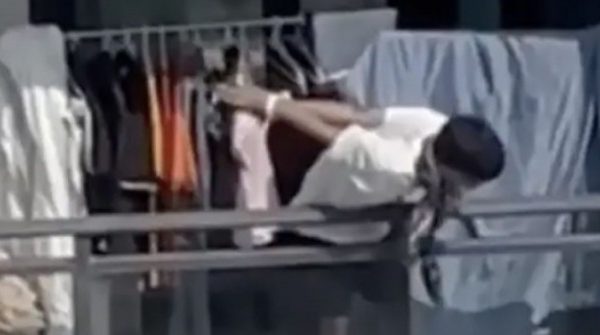 Người đàn ông bị trói tay, kêu cứu từ ban công chung cư adt1770361965 top 7416 3131 7422 anh cat 3 2 auto cropjpg