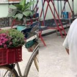 Xúc động clip cụ ông bán ve chai mang hoa Tết đến tặng ân nhân adt1770785912 add a heading 2 97 anh cat 3 2 auto cropjpg