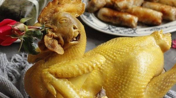 Có nên cúng gà chặt miếng thay vì nguyên con? adt1770945278 00 8730 8736 8783 8783 anh cat 3 2 auto cropjpg