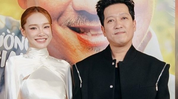 Nhã Phương rạng rỡ xuất hiện sau gần một tháng sinh con adt1771035848 nha phuong khoe dang 1aa99 177 2421 anh cat 3 2 auto cropjpg