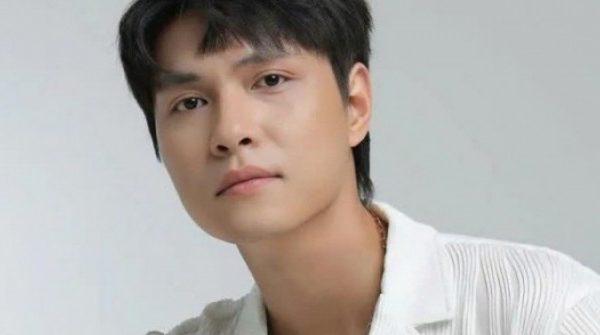 Vì sao 'nam thần vai phụ' Tô Dũng luôn cau có trong 'Không giới hạn' lại được khán giả yêu mến? adt1771720006 z2 8949af1924a33fa1efbbce2a70 26005 anh cat 3 2 auto cropjpg