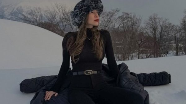 Ảnh sao 24/2: Hồ Ngọc Hà khoe dáng nuột nà dưới chân núi tuyết Nhật Bản adt1771898593 733 37667 18 6331 3036 6403 anh cat 3 2 auto cropjpg