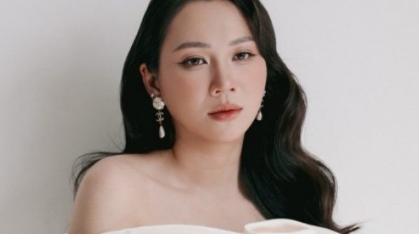 Ảnh sao 27/2: Siêu mẫu Ngọc Thạch khoe nhan sắc tuổi 35 adt1772157034 721 05492 1 n jpeg 9954 anh cat 3 2 auto cropjpg