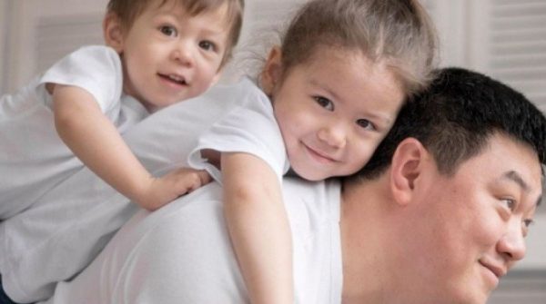 Top cung hoàng đạo nam chuẩn 'ông bố quốc dân': Có con là đặt gia đình lên số 1 adt1772347713 cung hoang dao 1 7927 24 0 885 1377 anh cat 3 2 auto cropjpg