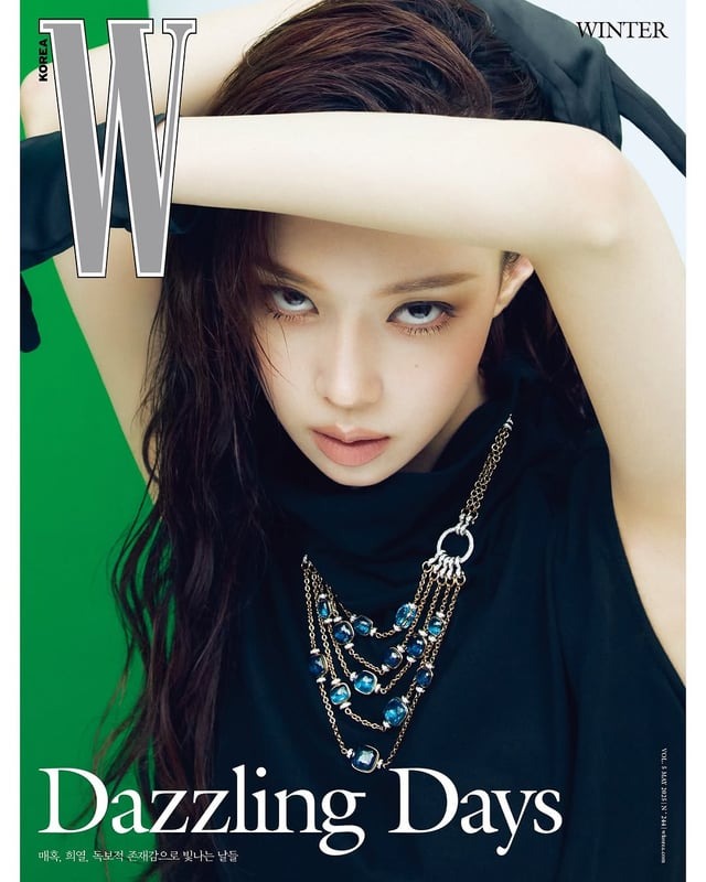 Nhìn Jungkook (BTS) cố che “dấu ấn tình yêu” mà mệt giùm- Ảnh 8.