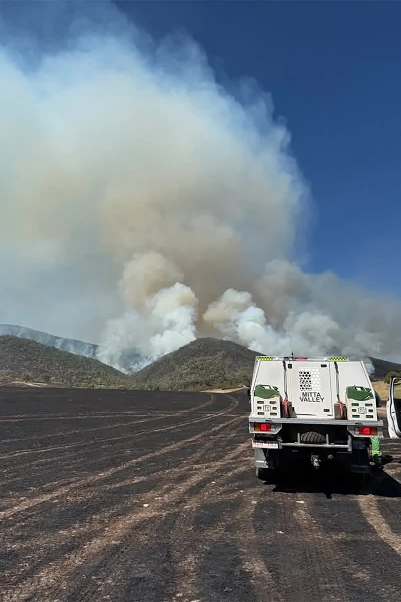 Australia ban bố tình trạng thảm họa về cháy rừng- Ảnh 3.
