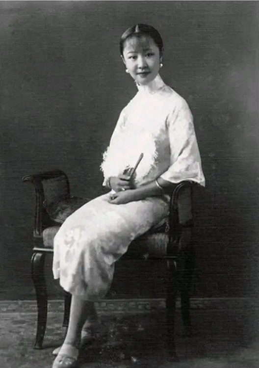 Ảnh hiếm cuối nhà Thanh: Tuyển tú vào hoàng cung không như phim, thiếu nữ miền nam gây chú ý- Ảnh 1.