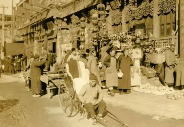 13 bức ảnh hiếm về Tết đầu thời nhà Thanh: Khung cảnh thật khiến nhiều người nghi ngờ phim truyền hình- Ảnh 2.