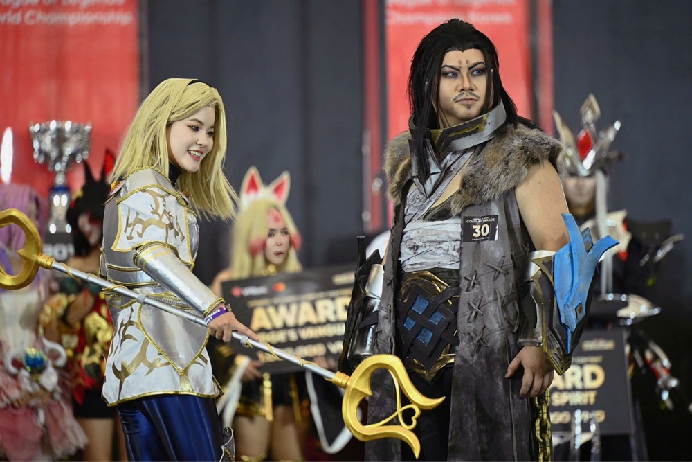 Khi các nhân vật Liên Minh Huyền Thoại bước ra đời thực tại VPBank Runway Cosplay Contest anh 3