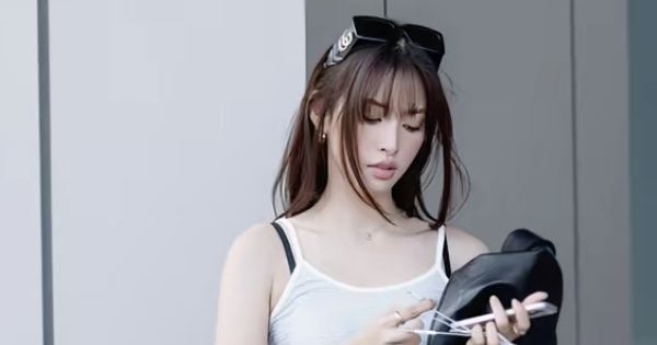 Tìm ra mỹ nhân Việt đu trend "trạm tỷ" đỉnh nhất, nhan sắc "ngàn năm có một" khiến gần 2 triệu người bấn loạn anh man hinh 2025 12 19 luc 100336 1766114085294628115069 1766120570522 17661205709481642200513 119 170 427 758 crop 1766120925156565814793png