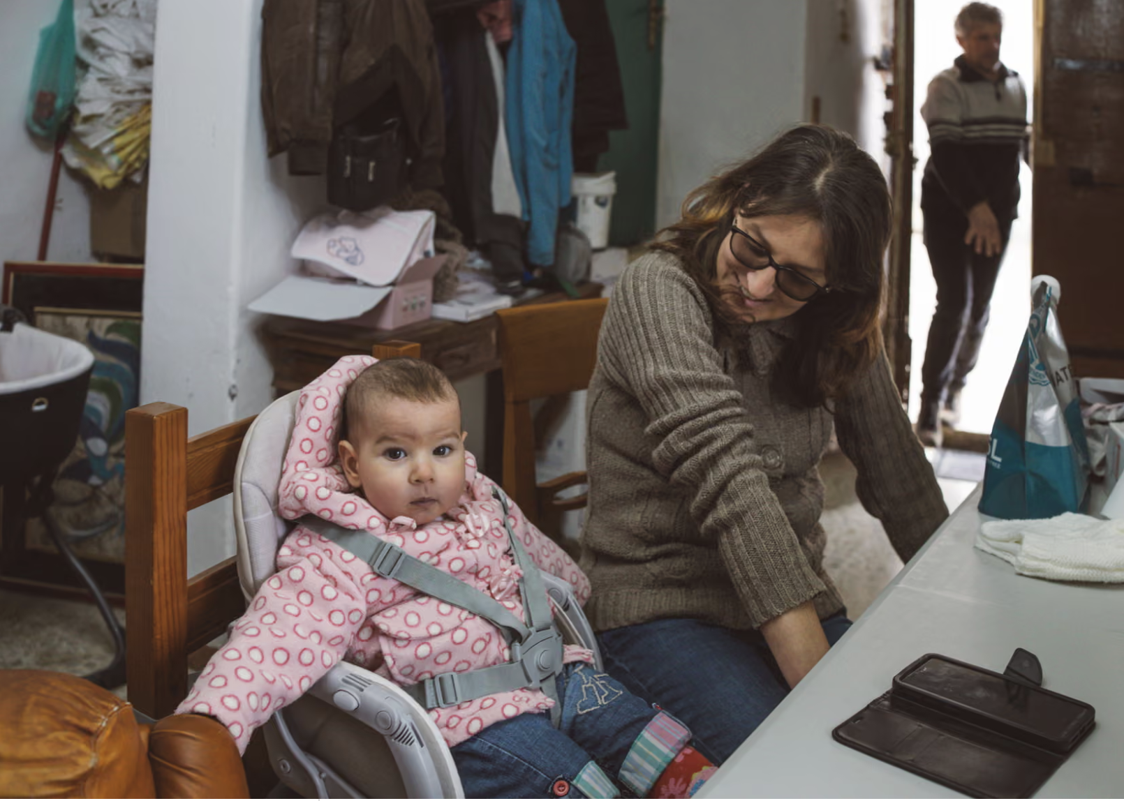 Ngôi làng ăn mừng sự ra đời của em bé đầu tiên sau 30 năm- Ảnh 4.