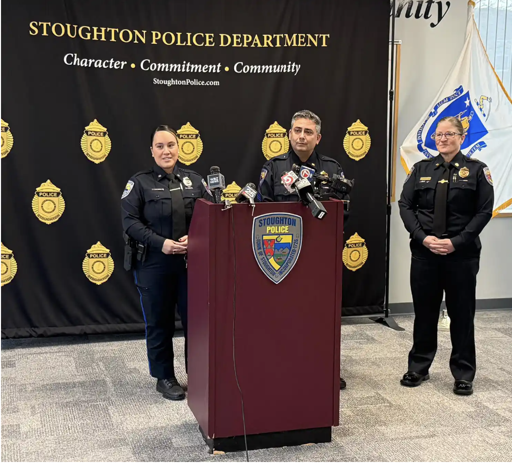 Cảnh sát giúp sản phụ sinh con ngay trong xe hơi- Ảnh 2.