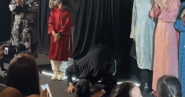 Tổng giám đốc Lotte Entertainment quỳ gối cầu xin khán giả Việt Nam cho Mùi Phở một cơ hội anh man hinh 2026 02 19 luc 132435 17714822844738626135 0 0 578 1104 crop 17714822913721321851007png