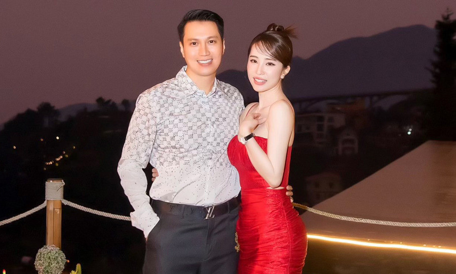 Quỳnh Nga - Việt Anh cuối cùng cũng chịu công khai mối quan hệ?- Ảnh 2. Quỳnh Nga - Việt Anh cuối cùng cũng chịu công khai mối quan hệ?- Ảnh 2.