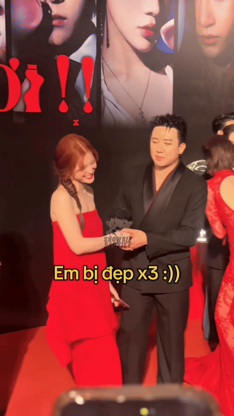 Trấn Thành nói gì với mỹ nhân mình từng yêu đơn phương trên thảm đỏ mà khiến MXH bùng nổ?- Ảnh 2.