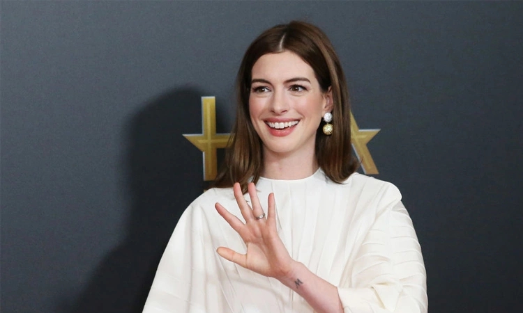 Nhan sắc gây sốc của Anne Hathaway, dụi mắt 1000 lần vẫn nhận không ra- Ảnh 3.