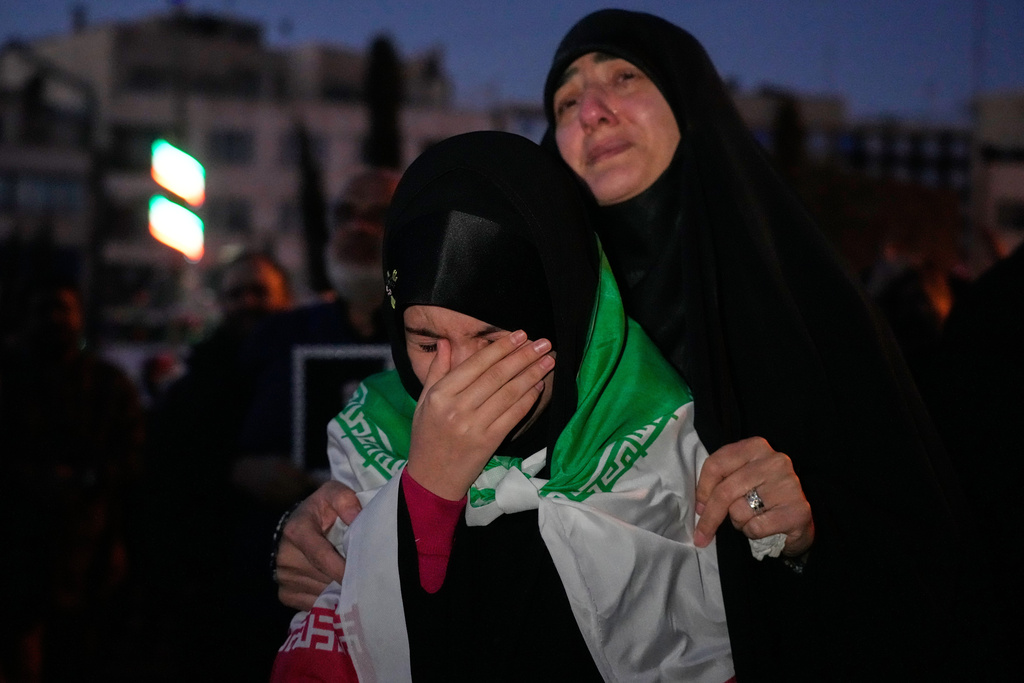 Iran hoãn tổ chức quốc tang Lãnh tụ Khamenei- Ảnh 2.