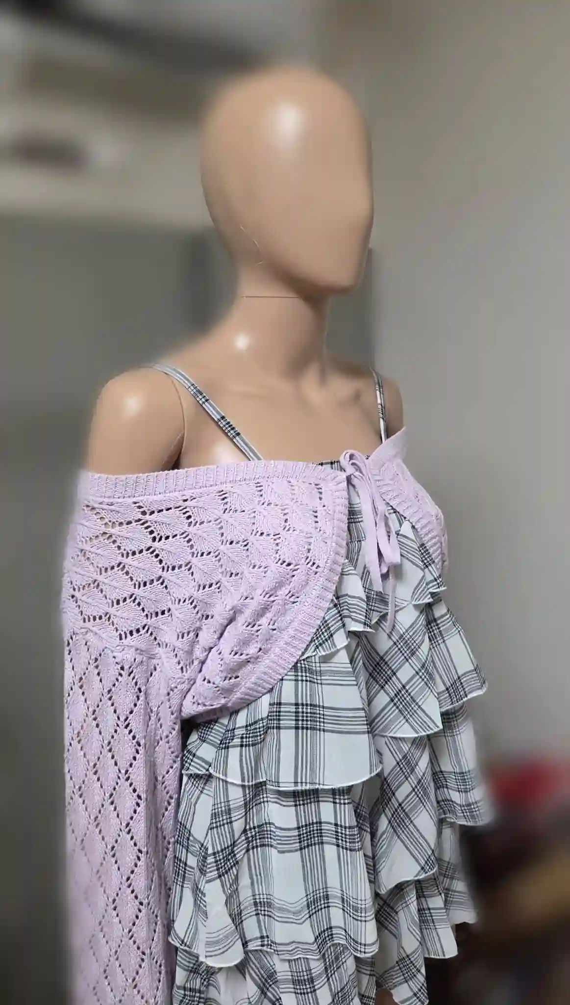 Mua ma nơ canh về làm tư liệu vẽ tranh, họa sĩ Nhật Bản nhận ngay pha