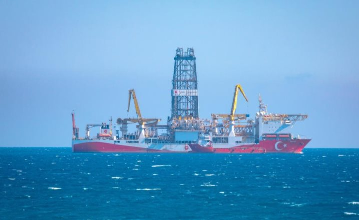 Khoan sâu 5.170m xuống lòng đất, phát hiện mỏ dầu khí lớn tại châu Á: Mỗi ngày có thể khai thác hơn 4.000 thùng dầu và 297.000 m³ khí đốt- Ảnh 1.